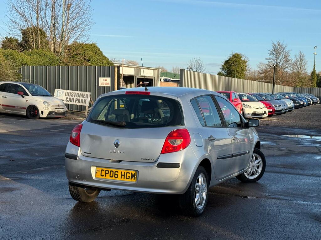 Renault Clio 1.5 Dci Dynamique Silver #6
