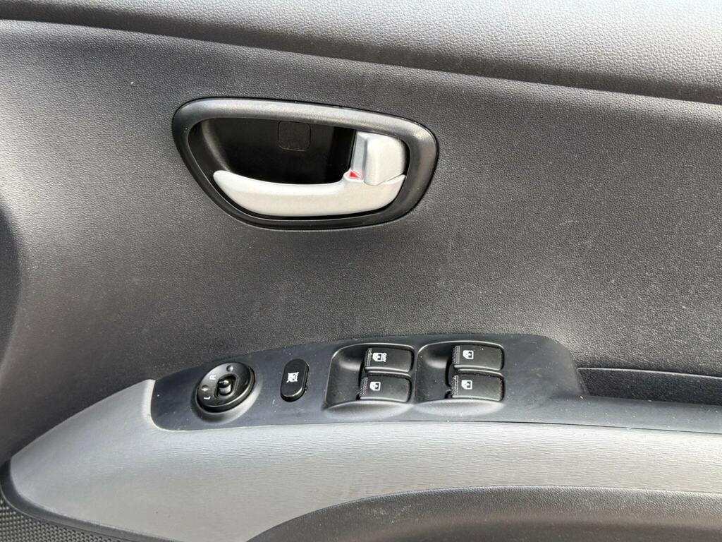 Hyundai I10 1.2L Classic Blue #17