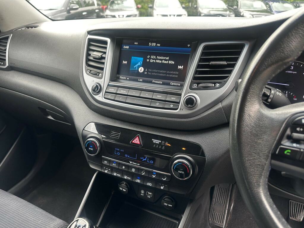 Hyundai Tucson 1.7 Crdi Blue Drive Grey #10
