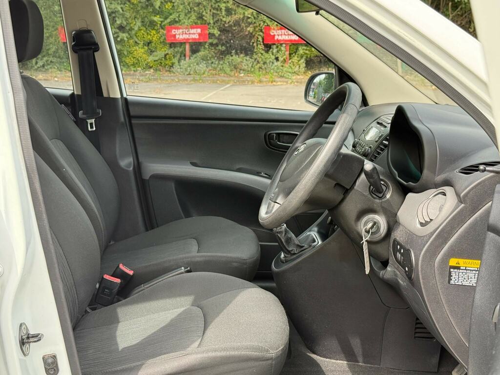Hyundai I10 Classic Red #14