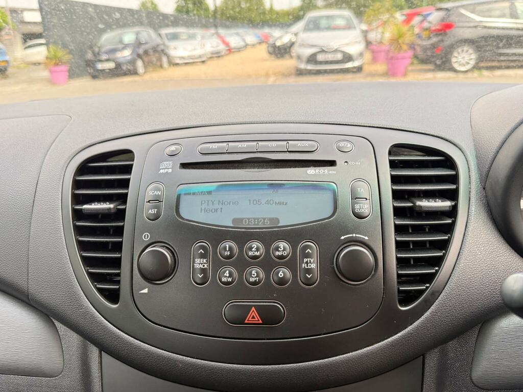 Hyundai I10 Classic Red #18