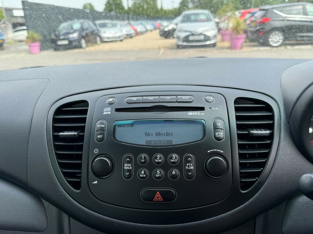 Hyundai I10 Classic Red #19