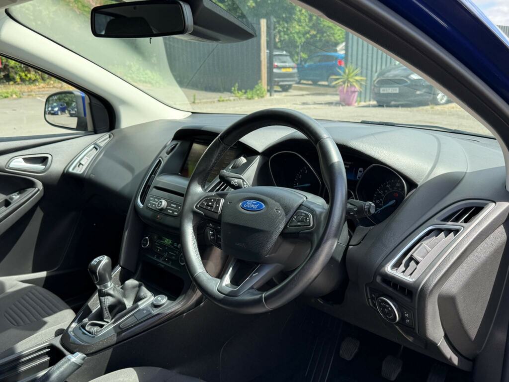 Ford Focus 2.0T Ecoboost St-3 Hatchback Eur Red #17
