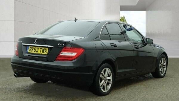 Mercedes-Benz C Class 1.6 C180 Blueefficiency Amg Sport 154 Coupe Sa White #8