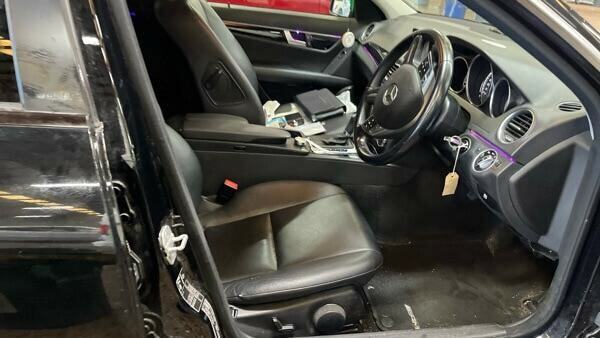 Mercedes-Benz C Class 1.6 C180 Blueefficiency Amg Sport 154 Coupe Sa White #9