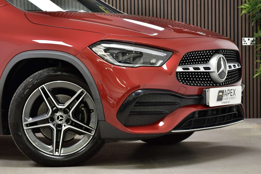 Mercedes-Benz GLA Class D Amg Line Premium Plus Suv 8G-dct 4Matic  #4