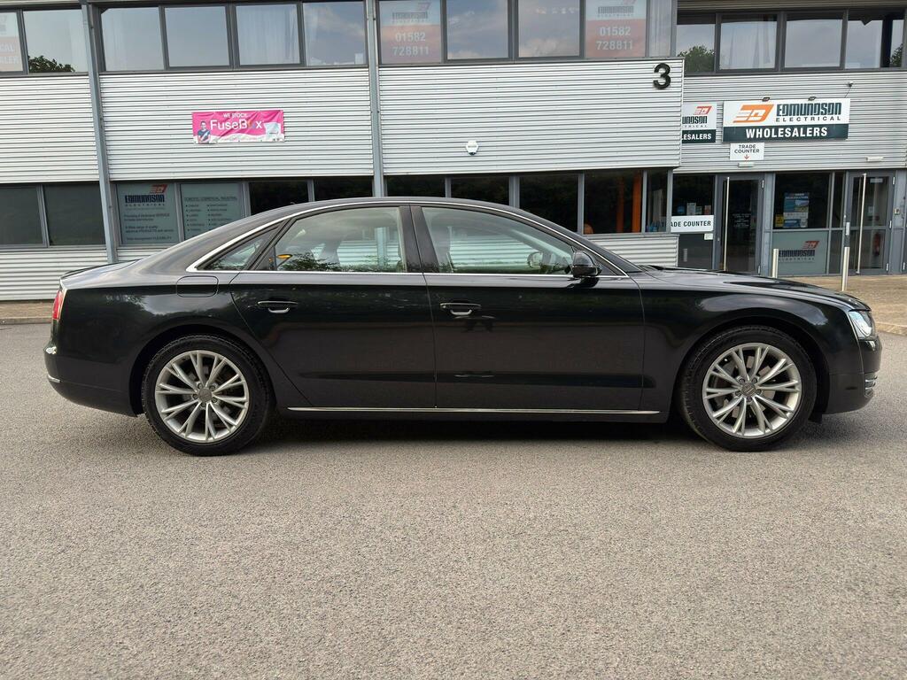 Audi A8 Se Black #5