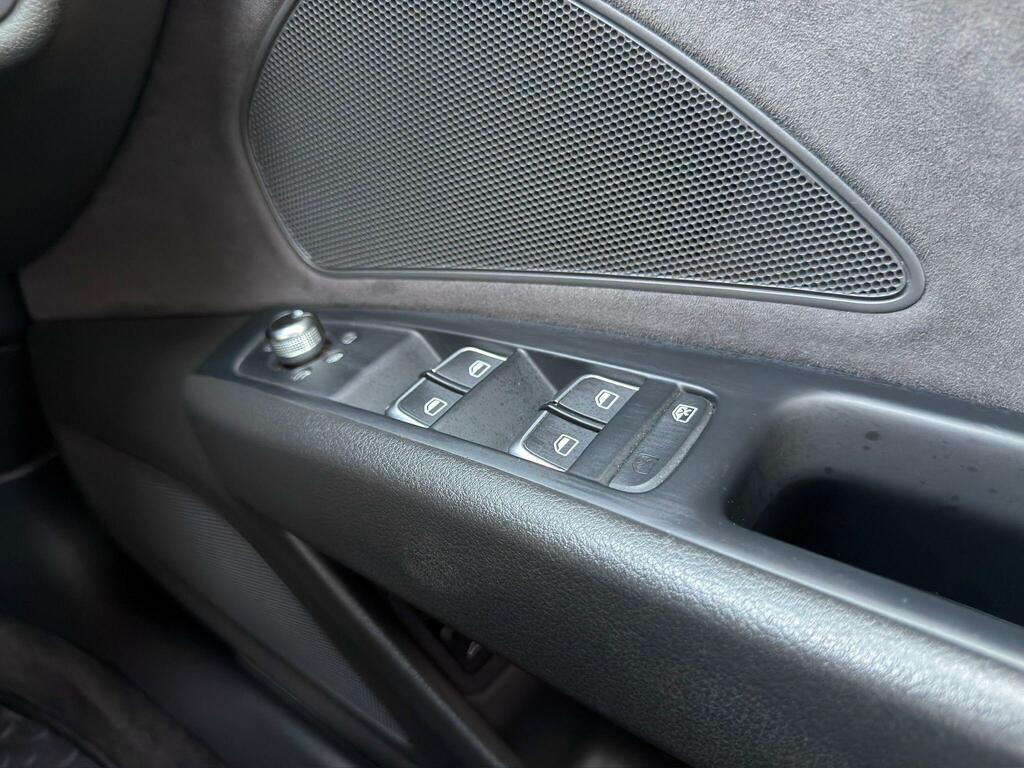 Audi A8 3.0 Tdi Quattro Se Executive 250 Bhp Silver #45