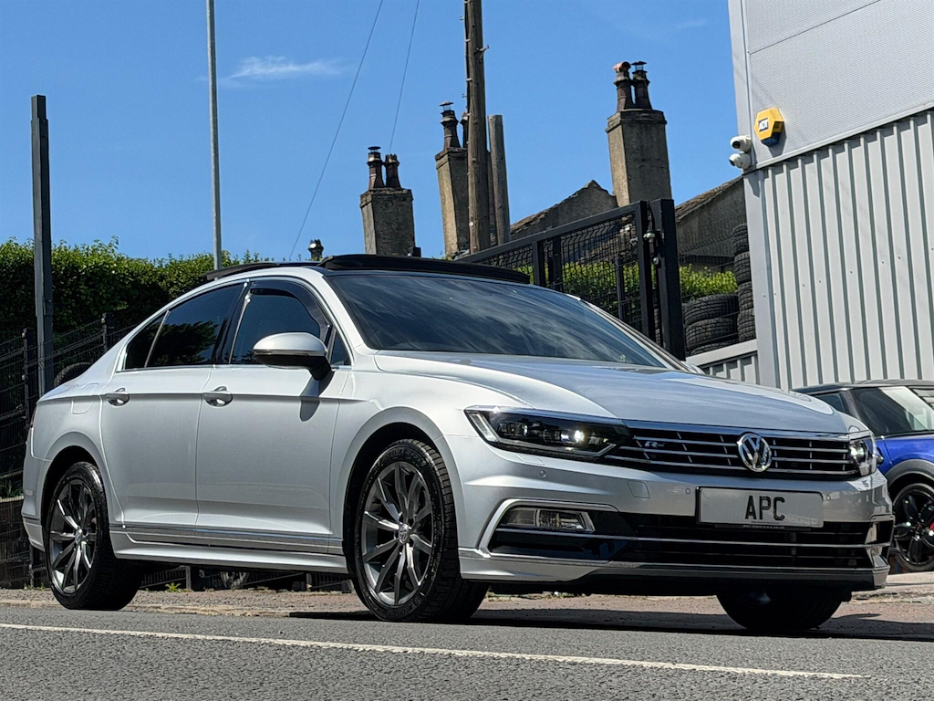 Volkswagen Passat 2.0 Tdi R-line Dsg Euro 6 Ss Silver