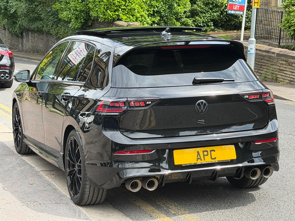 Volkswagen Golf 2.0 Tsi R Black Edition Dsg 4Motion Euro 6 Ss 5 CX75SXK Black #4
