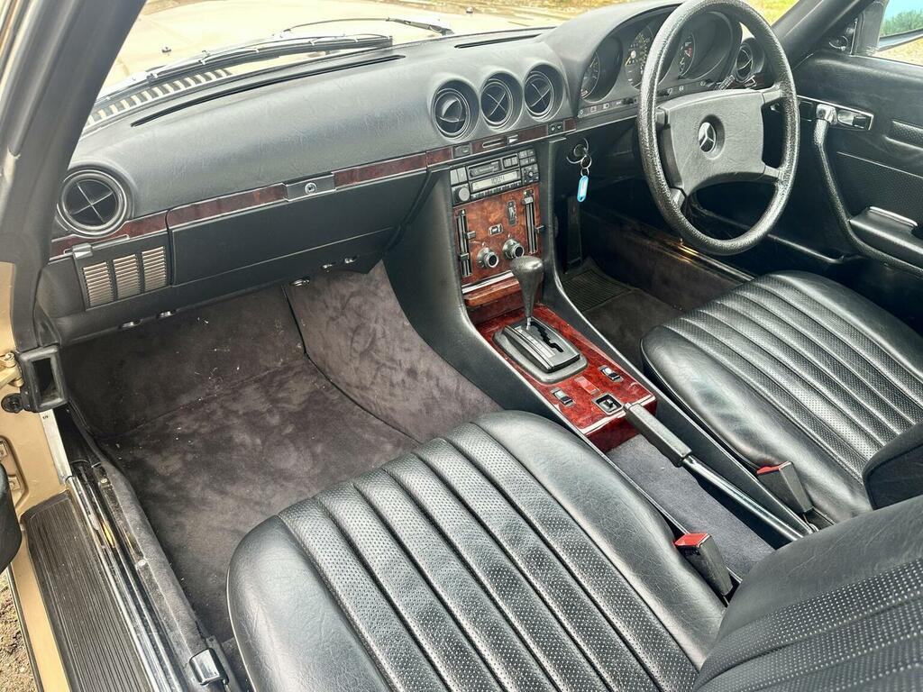 Mercedes-Benz 280 SL  Red #11