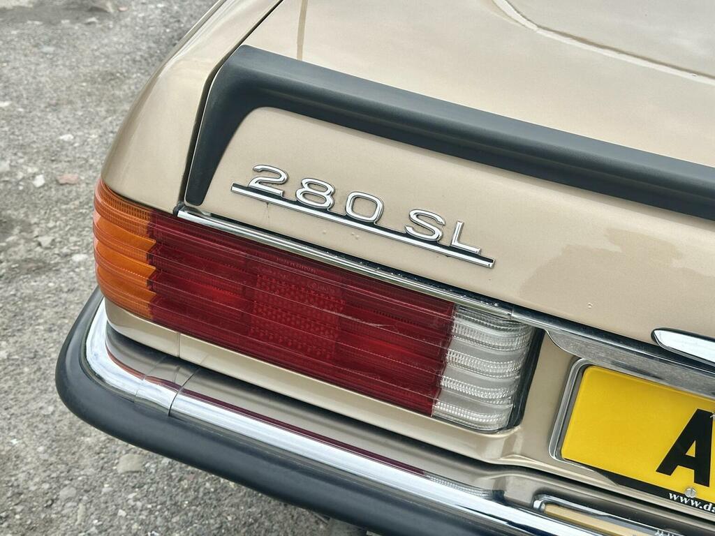 Mercedes-Benz 280 SL  Red #7