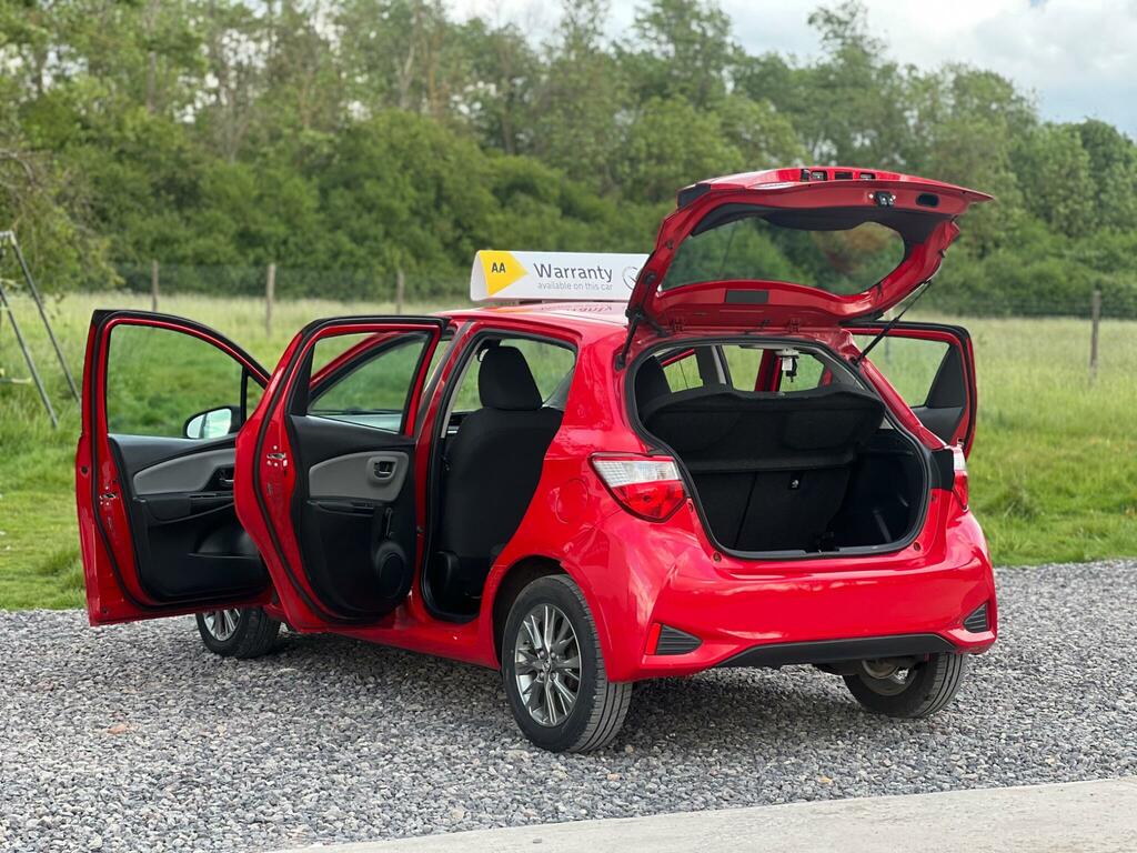 Toyota Yaris Hatchback 1.0 Vvt-i Icon Euro 6 201767 Red #4