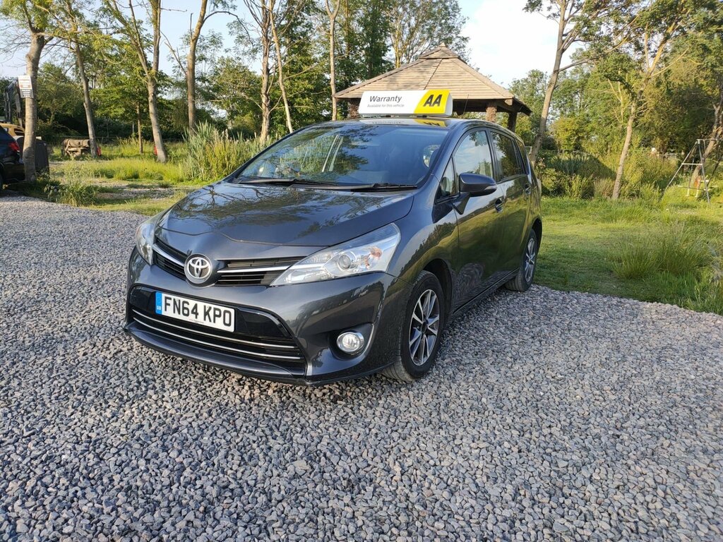 Toyota Verso 1.6 V-matic Icon Euro 5 Euro 5 Grey #3