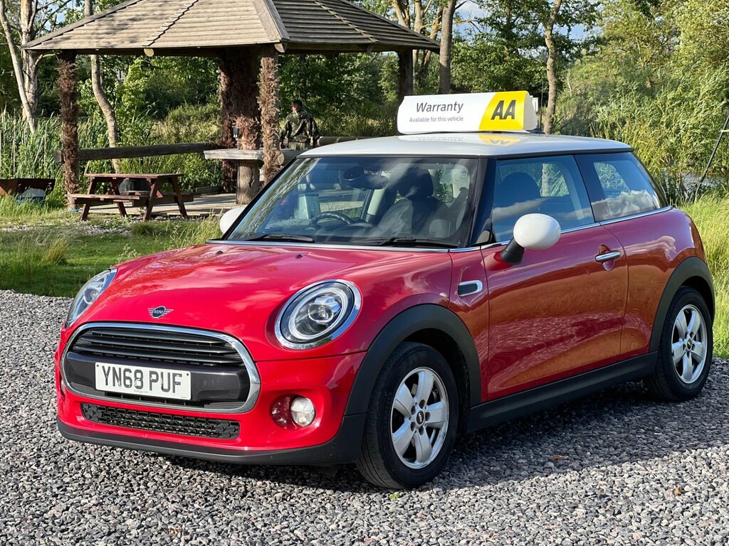 Mini Hatch 1.5 Cooper Classic Euro 6 Ss YN68PUF Red #3