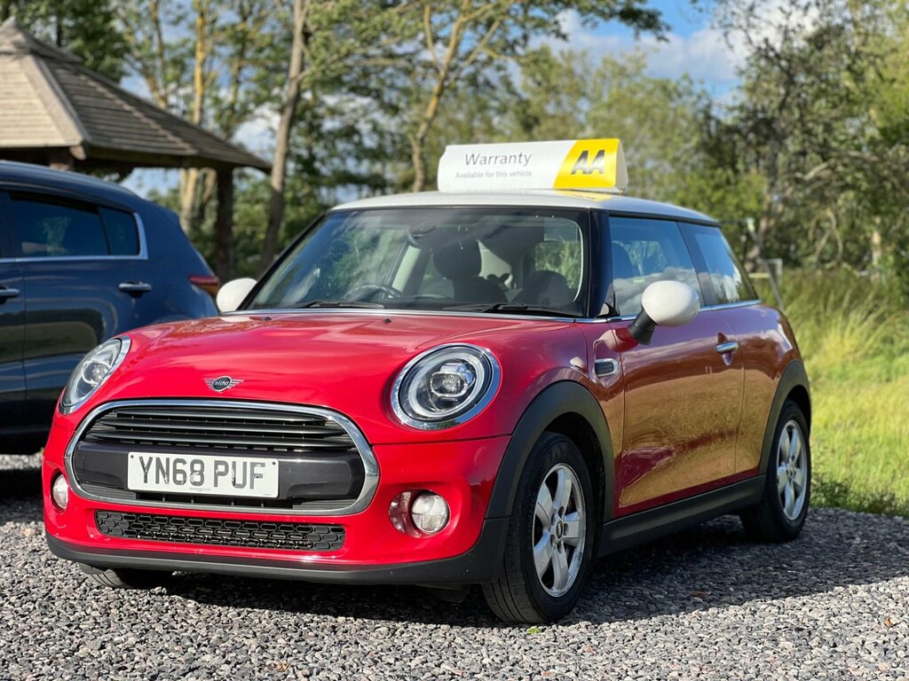 Mini Hatch 1.5 Cooper Classic Euro 6 Ss YN68PUF Red #4
