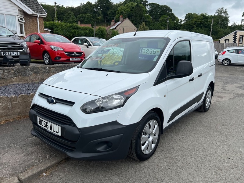 Ford Transit Connect 220 P V White #3