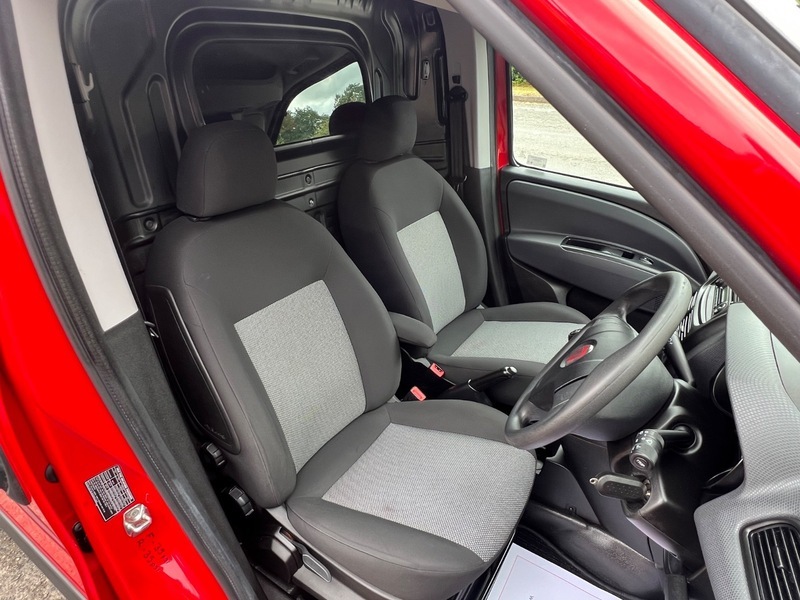Fiat Doblo Black #13