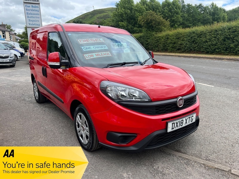 Fiat Doblo 16V Multijet II Ecojet Red