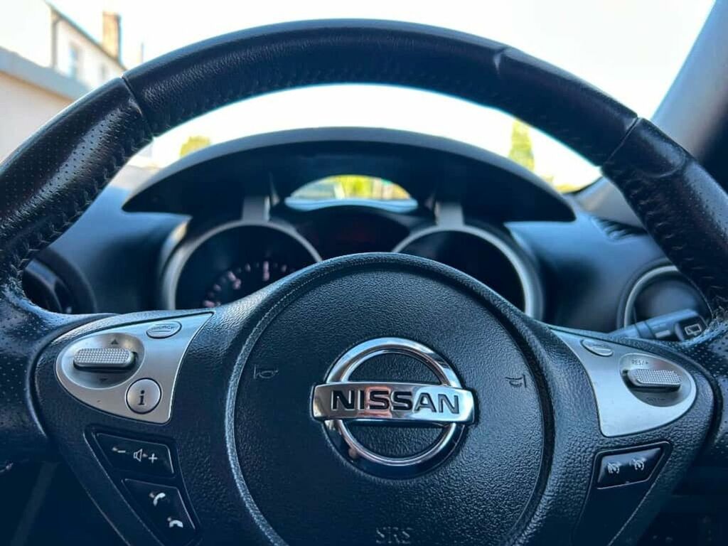 Nissan Juke Acenta Dig-t White #9