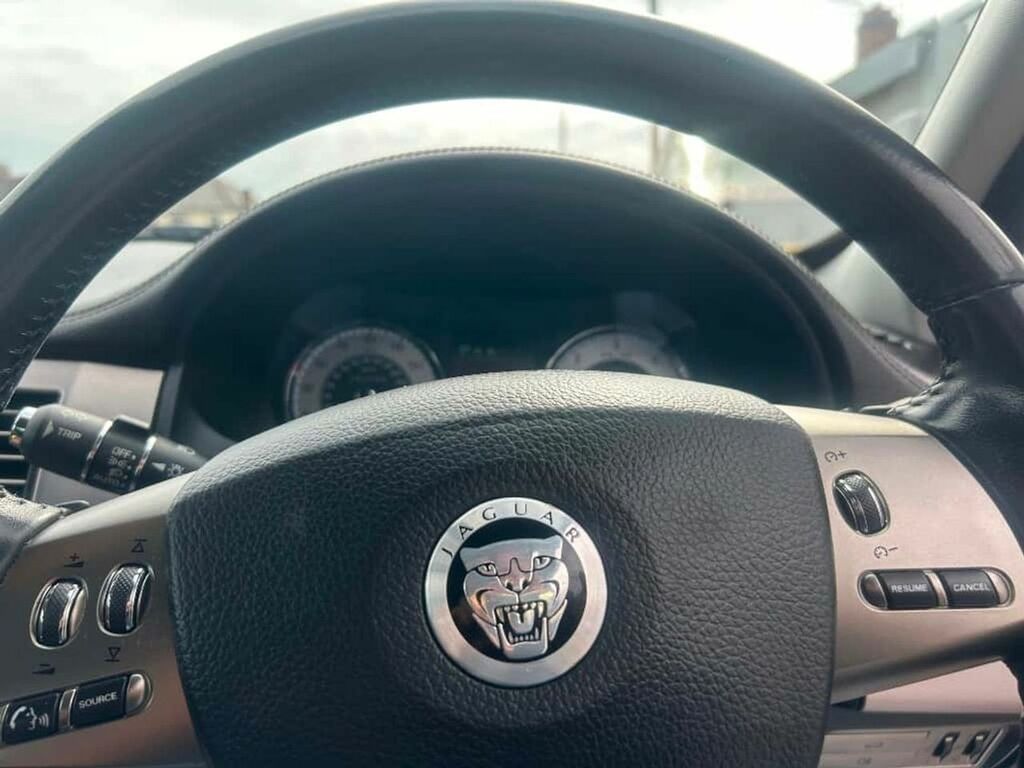 Jaguar XF 3.0D V6 Premium Luxury Blue #9