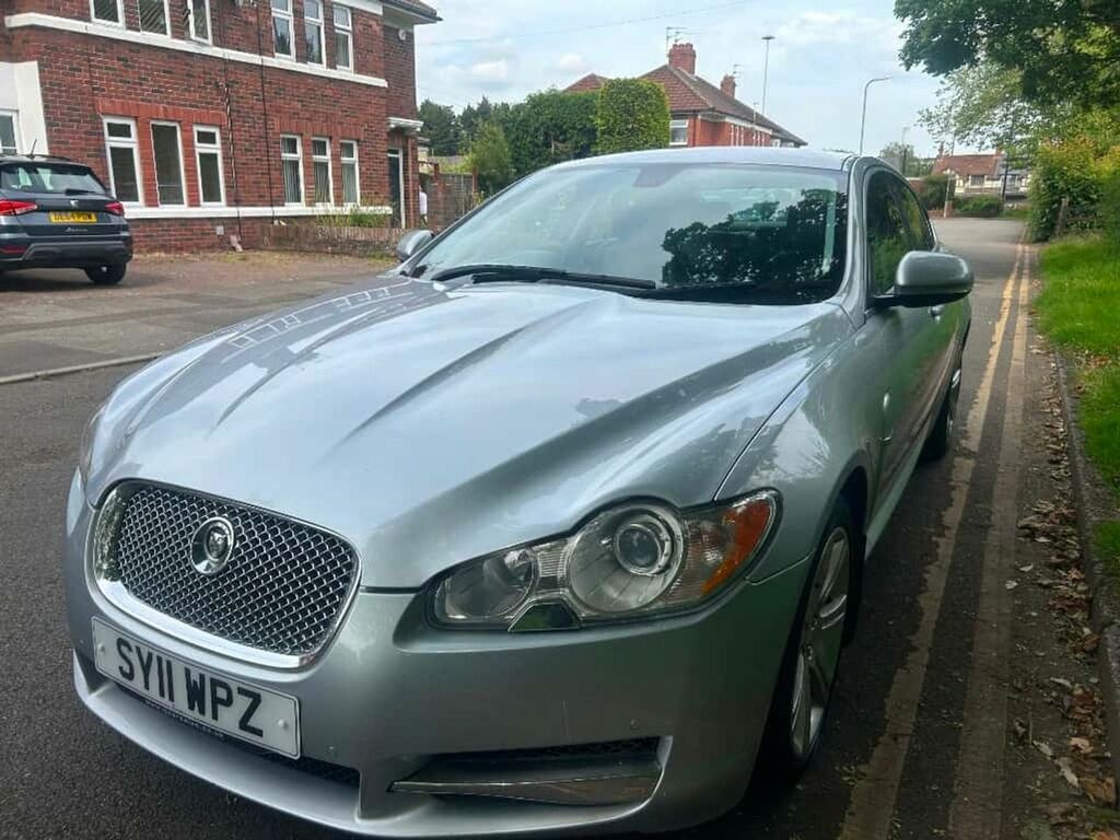 Jaguar XF 3.0D V6 Premium Luxury Blue #7