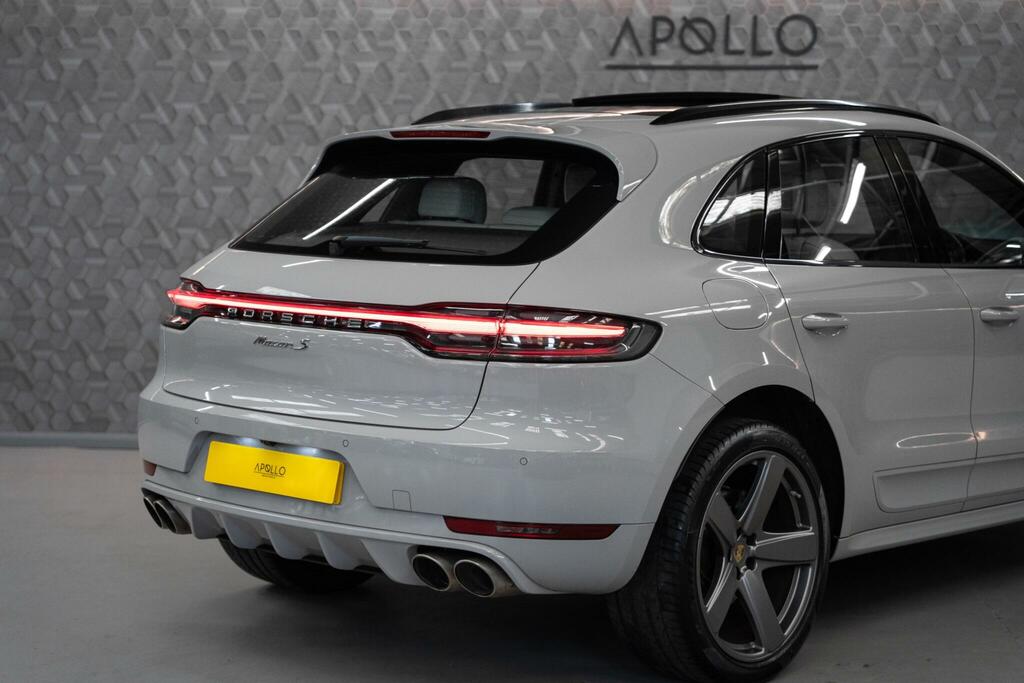 Porsche Macan T V6 S Red #50