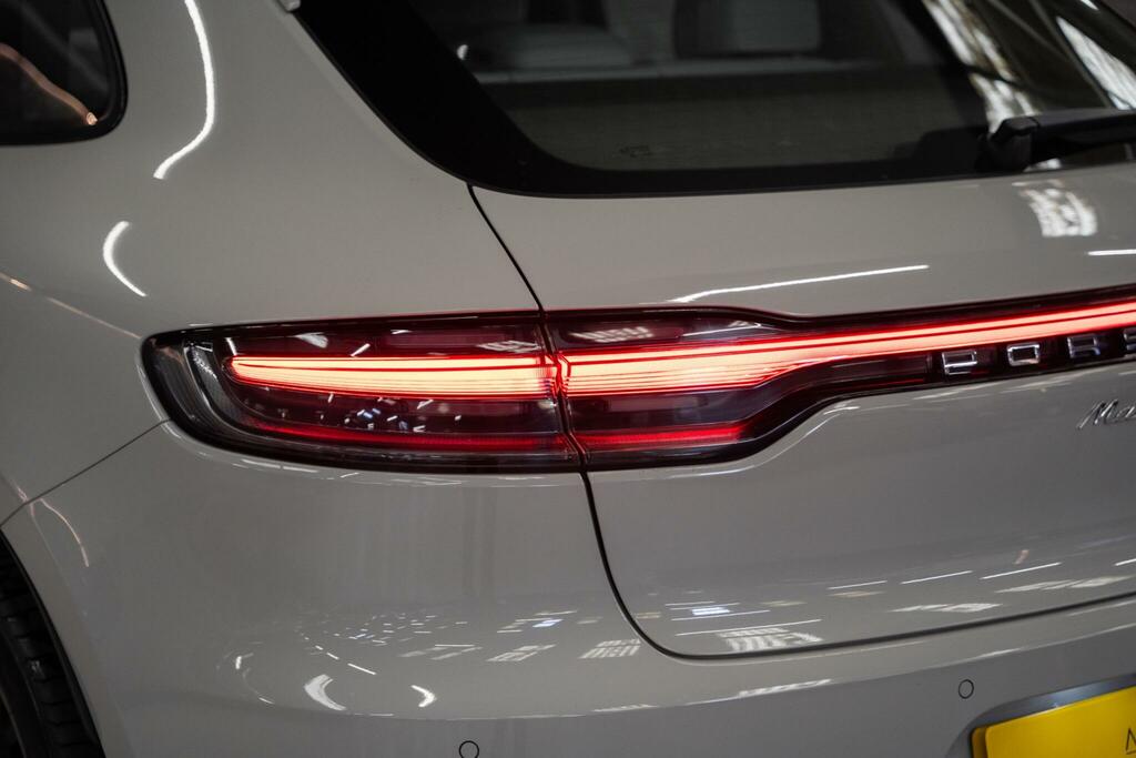 Porsche Macan T V6 S Red #52