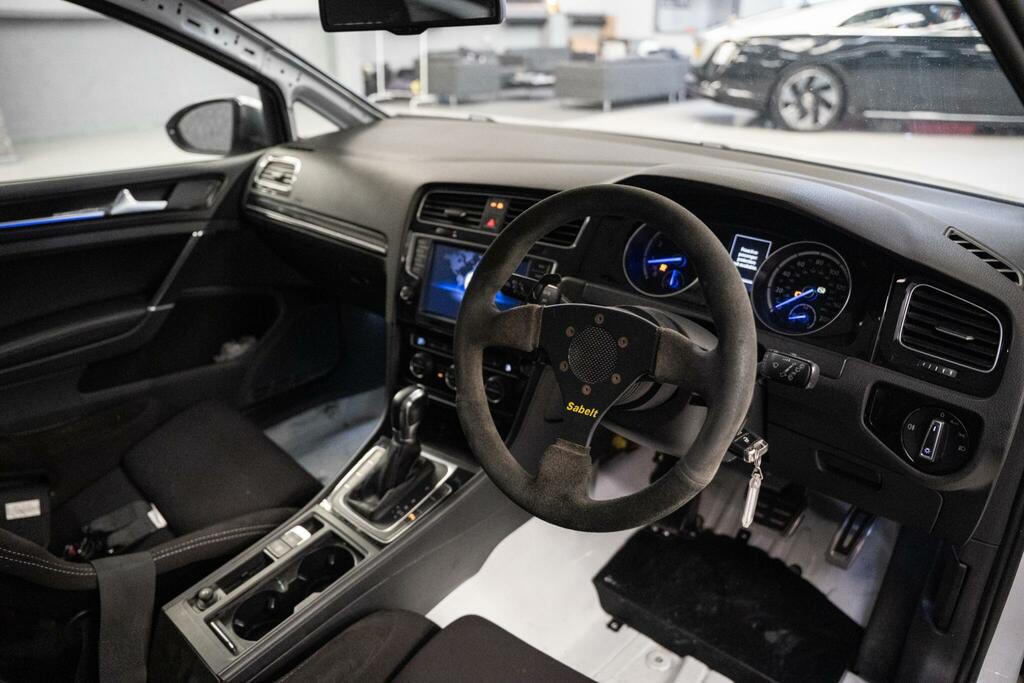 Volkswagen Golf Silver #14