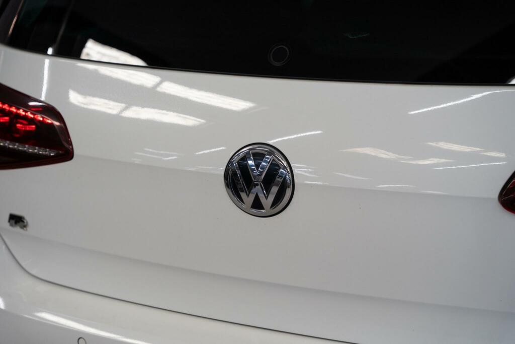 Volkswagen Golf Silver #39
