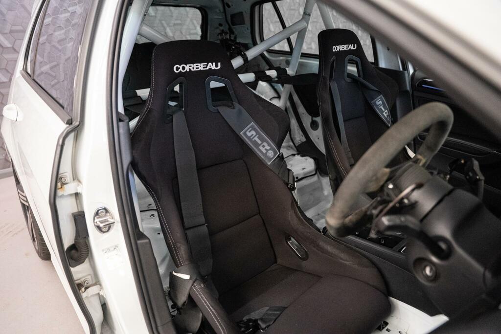 Volkswagen Golf Silver #11