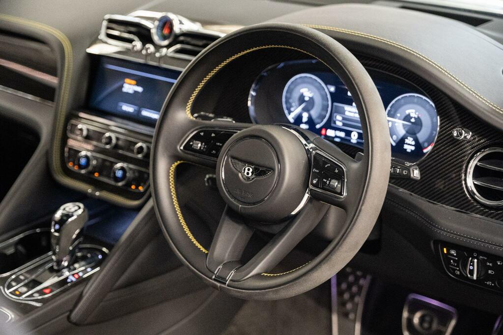 Bentley Bentayga Bentayga V6 Hybrid Green #18