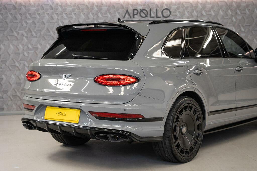 Bentley Bentayga Bentayga V6 Hybrid Green #54