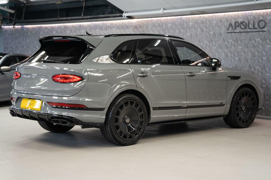Bentley Bentayga Bentayga V6 Hybrid Green #41