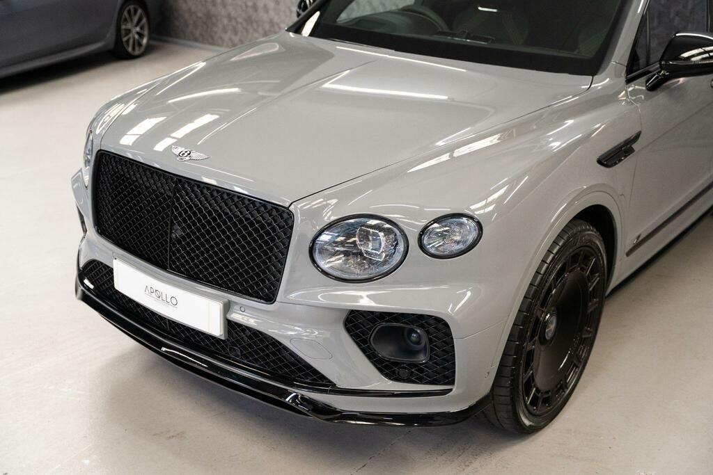 Bentley Bentayga Bentayga V6 Hybrid Green #49