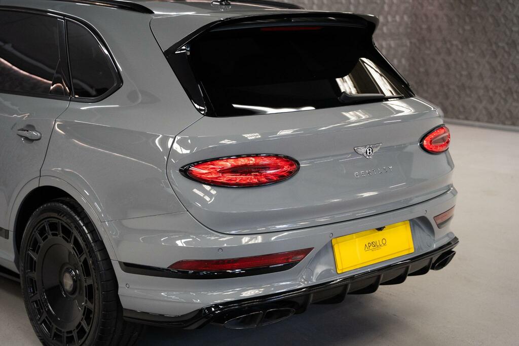 Bentley Bentayga Bentayga V6 Hybrid Green #56