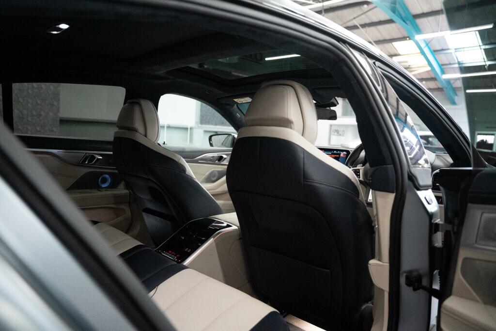 BMW 8 Series Gran Coupe 4.4L Null Blue #17