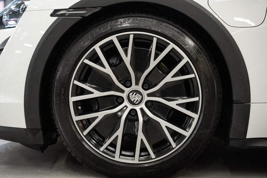 Porsche Taycan Performance Plus 4S Grey #12