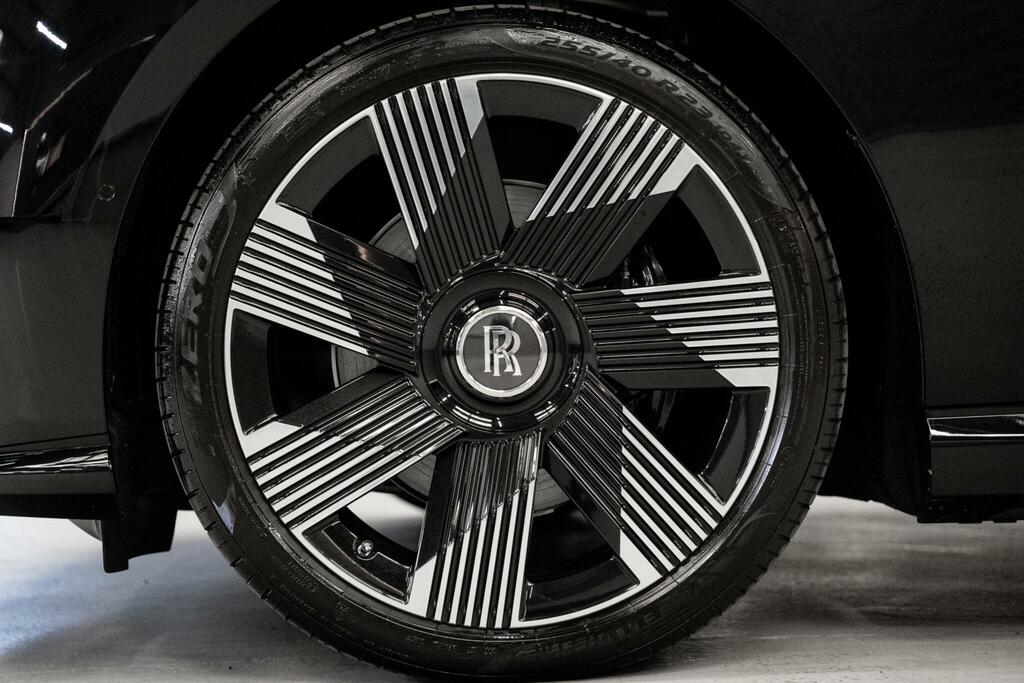 Rolls-Royce Spectre 430Kw Black #13
