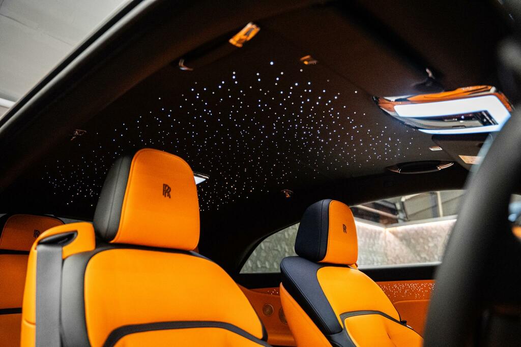 Rolls-Royce Spectre 430Kw Black #19
