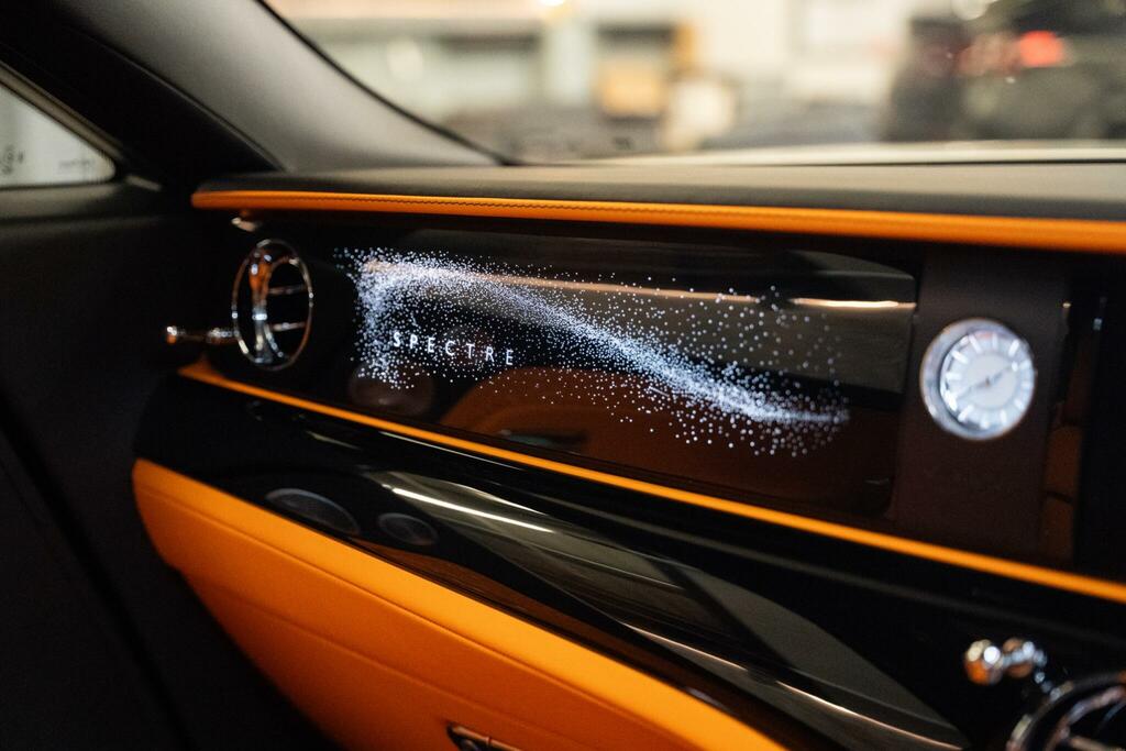 Rolls-Royce Spectre 430Kw Black #31