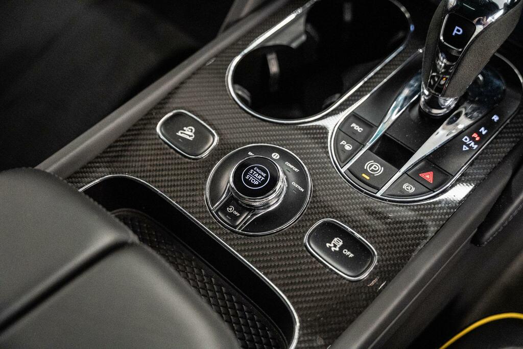 Bentley Bentayga S All Terrain Mulliner Blackline Black #32