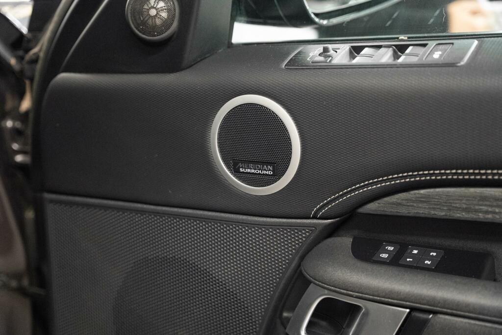 Land Rover Discovery 3.0 D250 R-dynamic Se Black #28