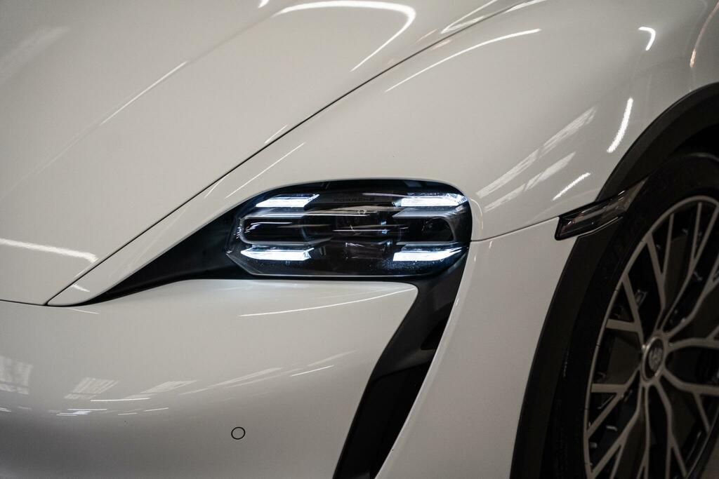 Porsche Taycan Taycan 4S 93Kwh White #7