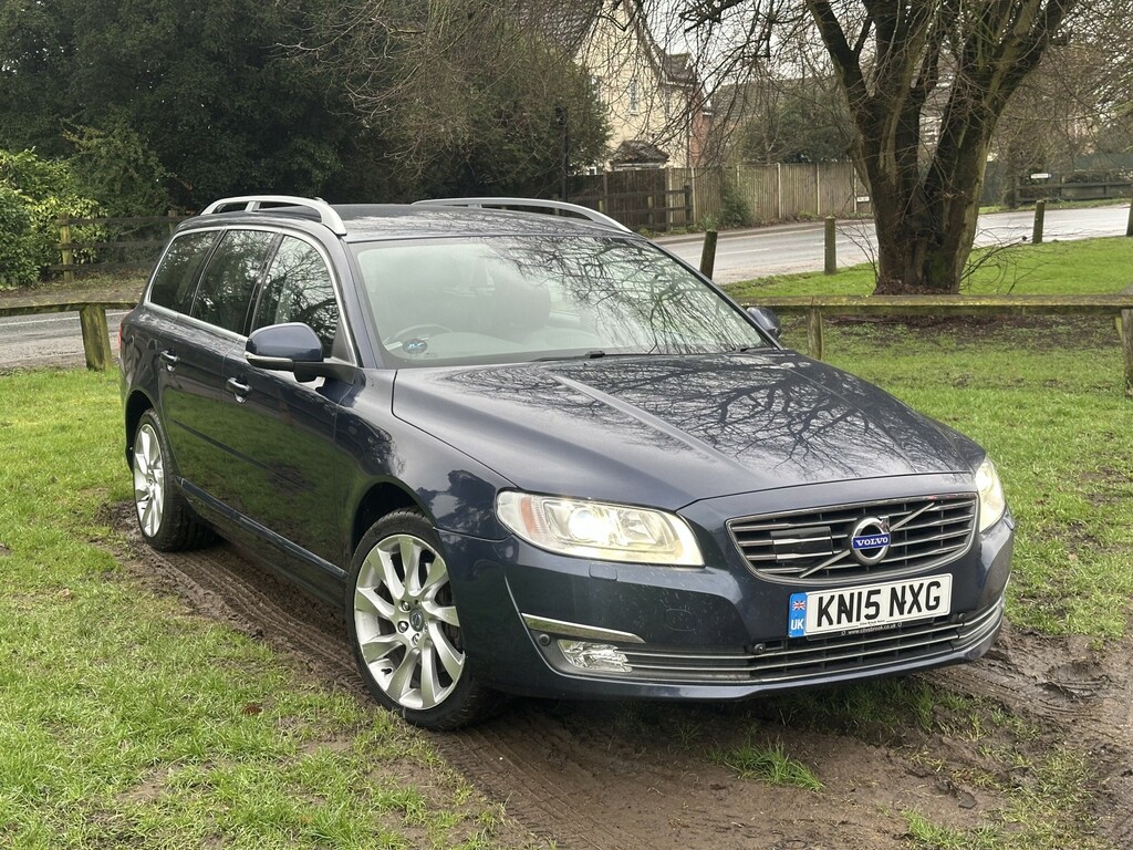 Volvo V70 Estate 2.4 Se Lux D5 215Hp 2015 Blue