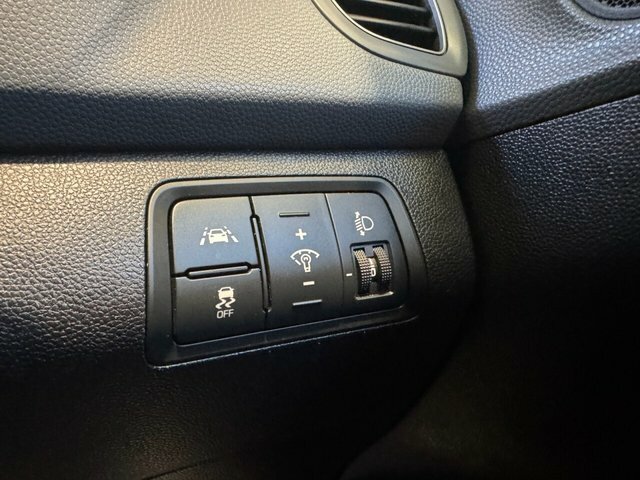 Hyundai I20 Hatchback #35