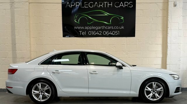 Audi A4 Tdi Ultra Se Saloon MW16RWE White #2