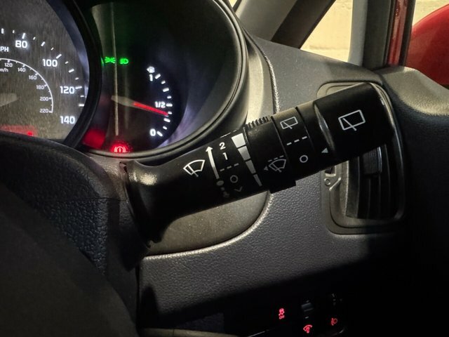 Kia RIO 1.25 1 Air Euro 5 Red #46