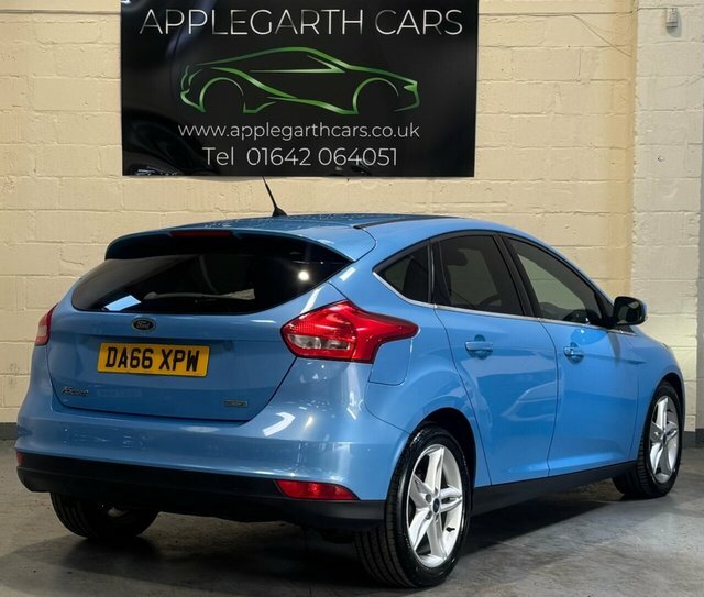 Ford Focus Ecoboost Zetec Hatchback DA66XPW Blue #3