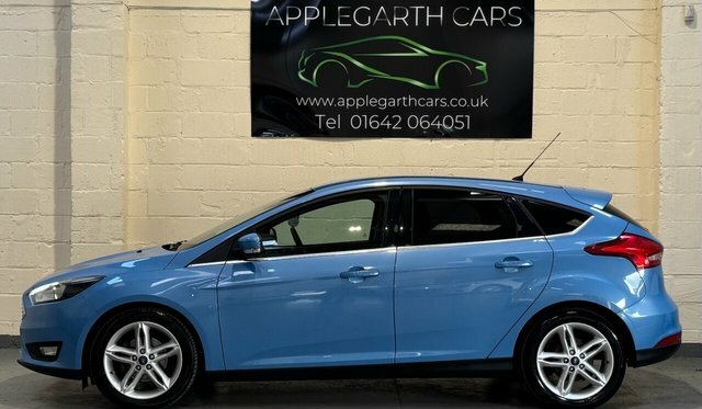Ford Focus Ecoboost Zetec Hatchback DA66XPW Blue #6